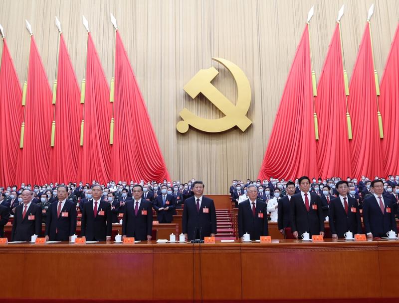 中国共产党第二十次全国代表大会在京闭幕 习近平主持大会并发…