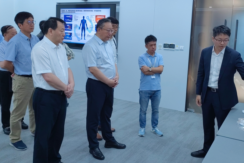 国家卫生健康委副主任曹雪涛在浙江调研创新药物研发工作